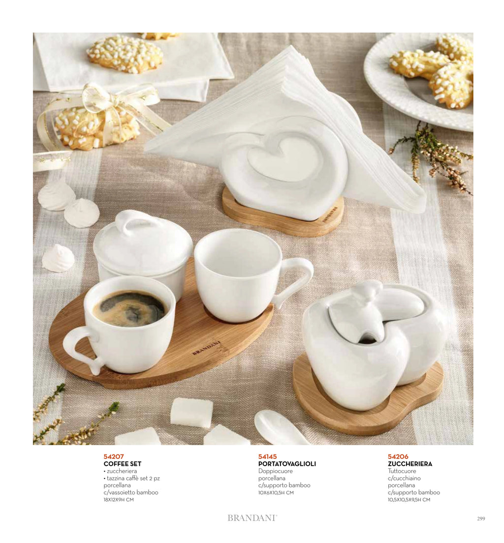 SET DE CAFE  BLANCO 3 UN. PORCELANA CON BANDEJA DE BAMBU — brandani-catalogo-tavola-2026 pág. 300