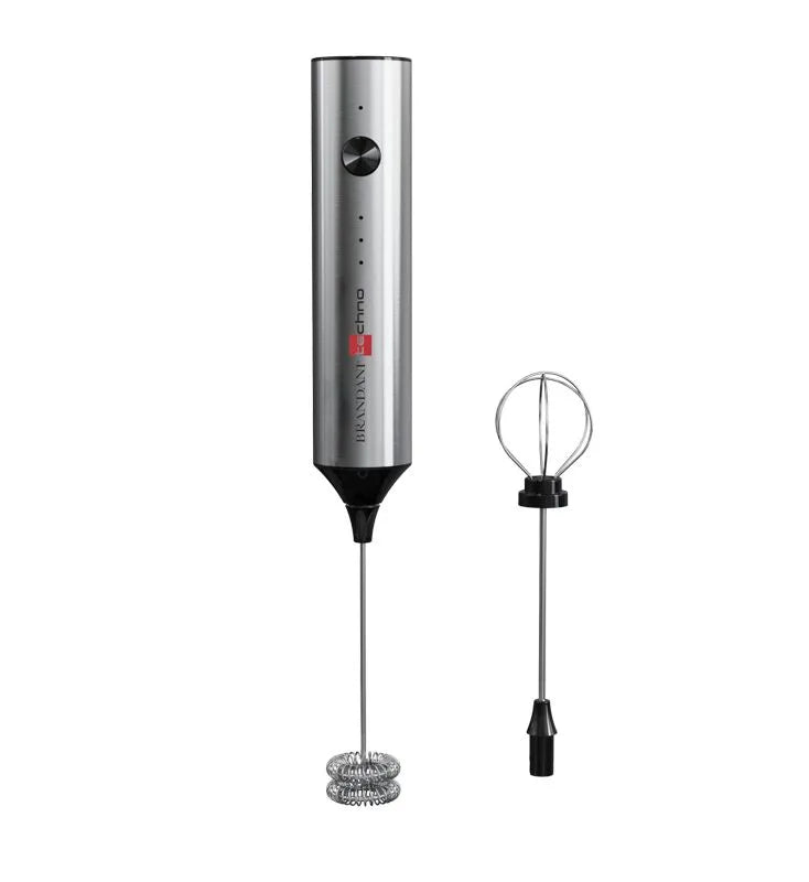 Batidora Monta Nata D3 X 28H Brandani en su empaque.
