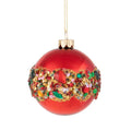 Bola de Navidad de 12 cm de diámetro, color rojo, decorada con lentejuelas y detalles brillantes que simulan diamantes.