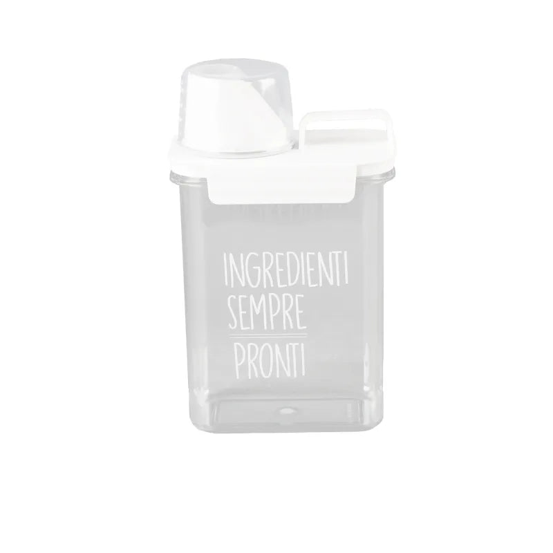 Bote dosificador Brandani con medidor, mostrando su capacidad de almacenamiento y medición, en color blanco y con.