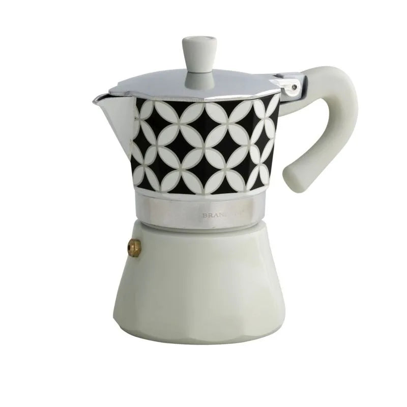 Cafetera Moka Alhambra de aluminio cromado con capacidad para 3 tazas.