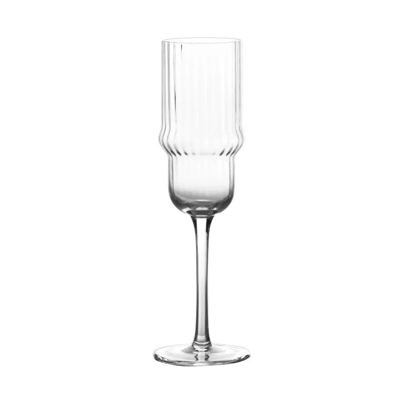 Copa de cava Volant de Brandani en primer plano, mostrando su diseño esbelto y acabado.