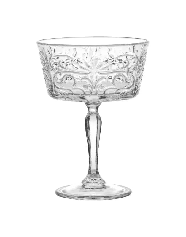Copa Royal de cristal italiano de 26,8 cl con base y tallo elegantes.