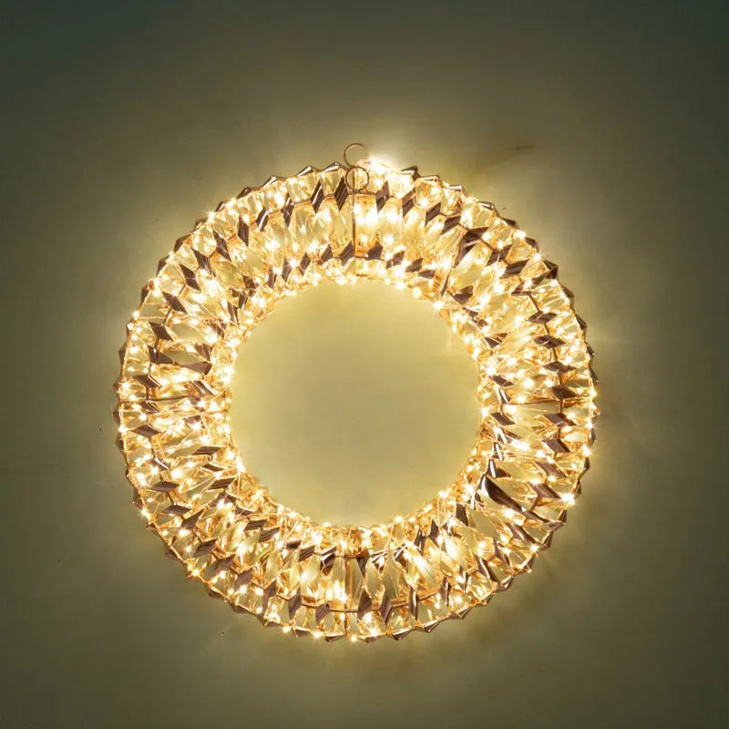 Corona de Navidad con 400 LEDs, lista para colgar y decorar.
