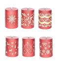 Pack de 6 velas LED rojas de parafina con detalles navideños, diseño de Brandani.