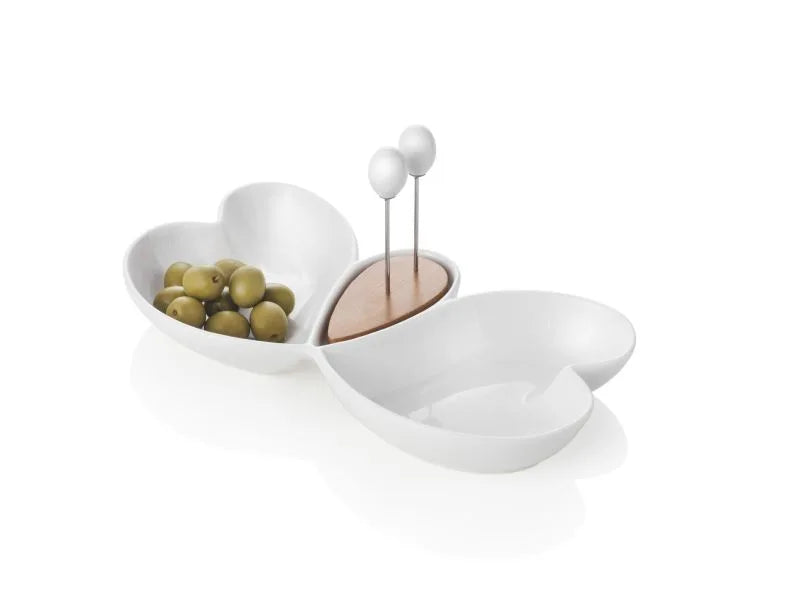 Entremesero Marfil con base de bambú y plato de porcelana blanca, visto desde arriba.