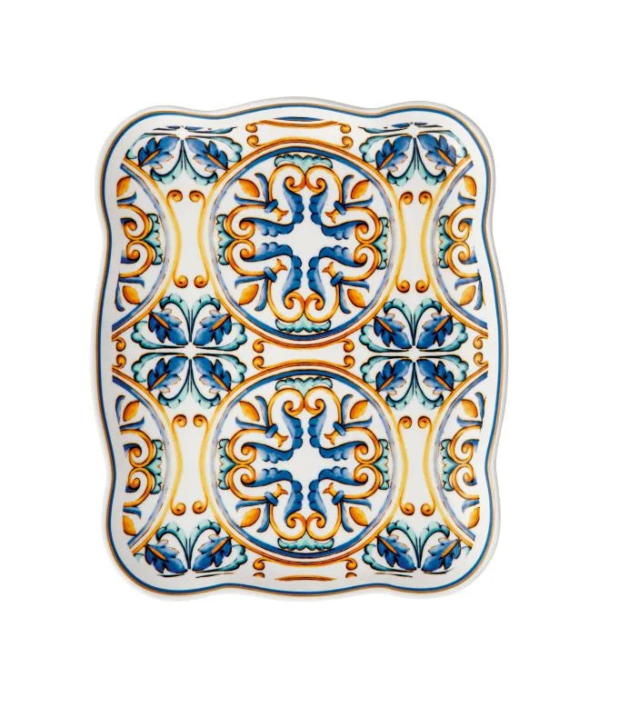 Fuente rectangular de porcelana blanca con diseño rosetón Medicea, 19 cm.