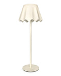 Lámpara LED táctil Ondina Avario en color marfil, con base cuadrada y cuerpo alto y estilizado.