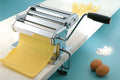 Máquina para pasta Maxi Rodillo Inox de 18 cm, fabricada en acero inoxidable.