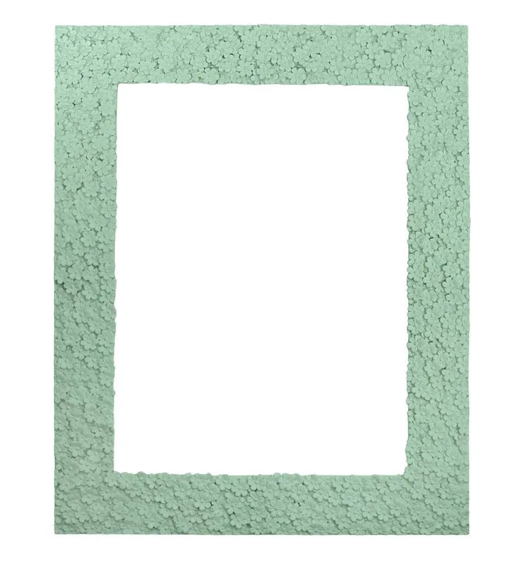 Marco de fotos "Nonricordardime" de Brandani en color verde, con dimensiones de 18x24 cm.