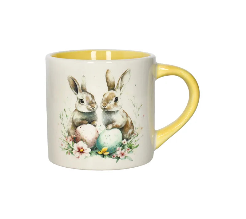 Taza Sweet Bunny Amarilla, pieza de cerámica con diseño de conejo.