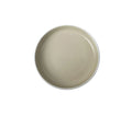 Plato hondo Fusion Arena Gres, fabricado en gres con acabado en tono arena.