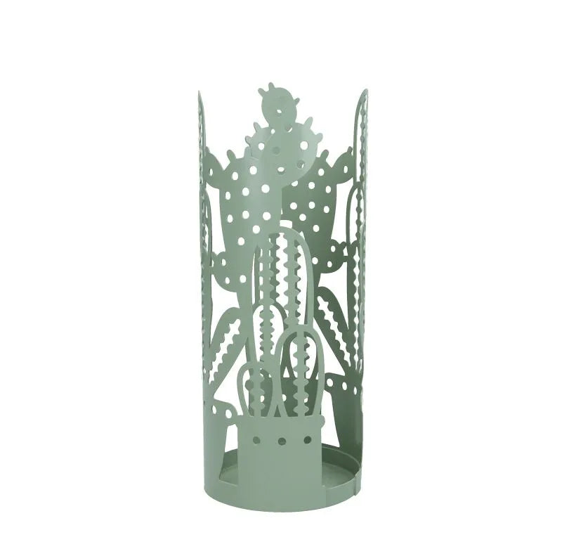 Portavasos con forma de cactus de color verde, detalle de diseño italiano.