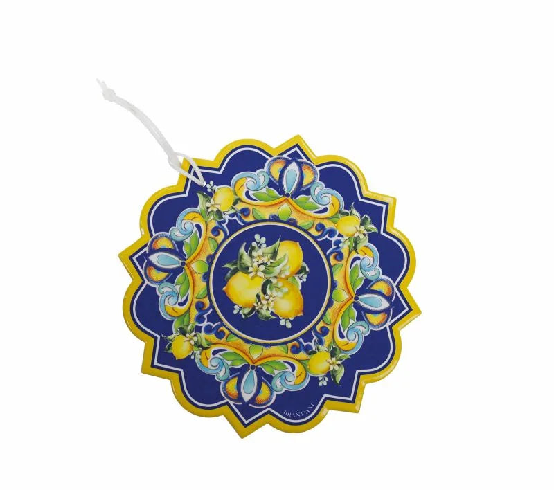 Salvamanteles redondo de cerámica azul con borde texturizado, centro de corcho y diseño Citrus.