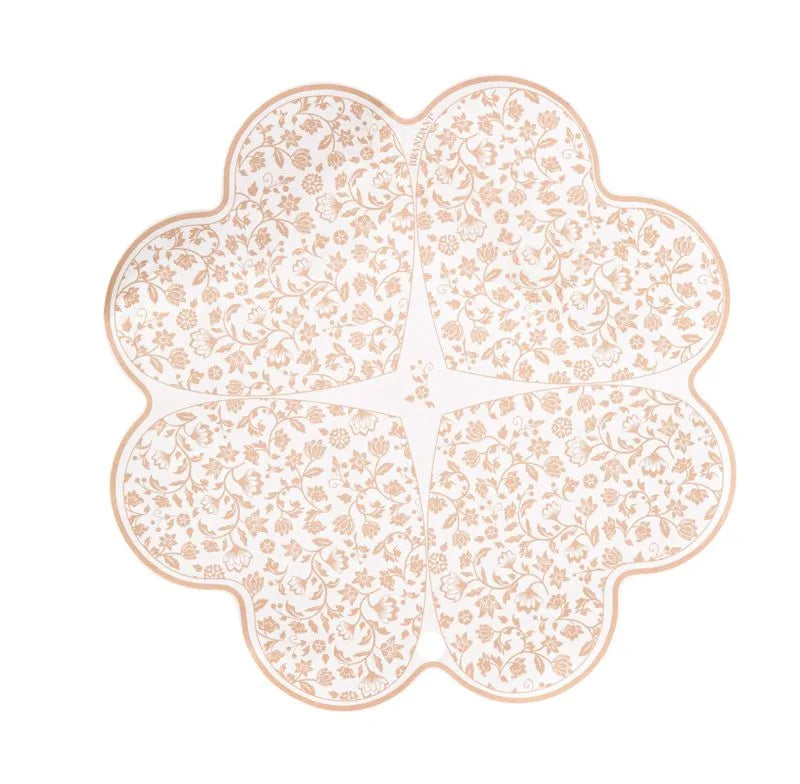 Salvamanteles en forma de corazón con estampado floral 'Campo ai Fiori', hecho de cerámica blanca con detalles en corcho.