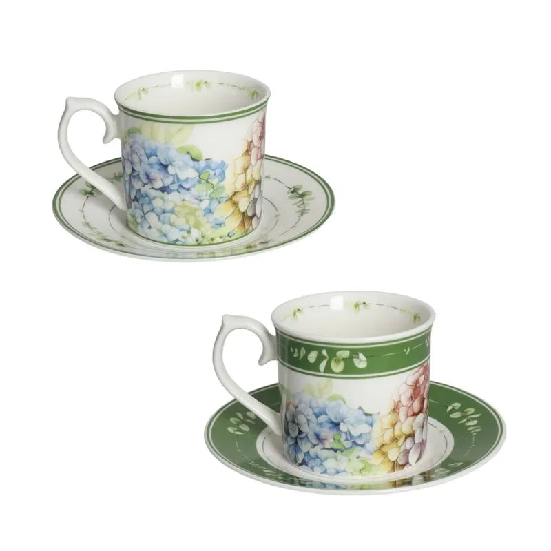 Set de 2 tazas de café de porcelana New Bone China con diseño floral de la colección Flora.