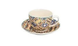 Set de 2 tazas de porcelana blanca con detalles dorados de la colección Medicis de Brandani.