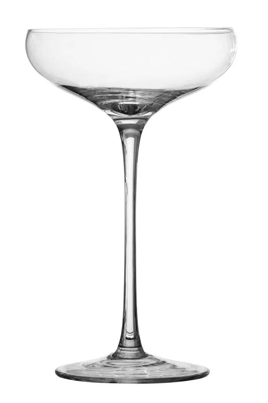 Set de 4 copas de cava Smooth de cristal transparente, con un diseño elegante y líneas suaves.