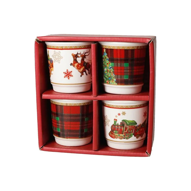 Set de 4 vasitos con diseño navideño de la colección Christmas.