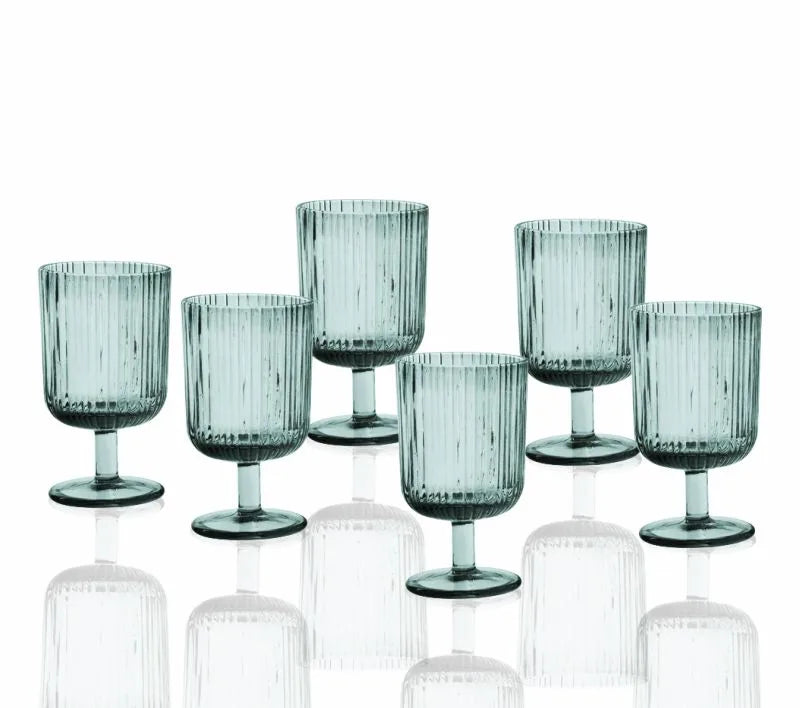 Set de 6 copas de cristal de color turquesa con diseño Plissé.