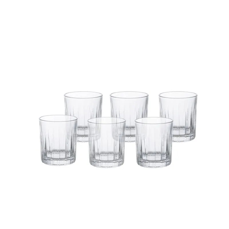 Set de 6 vasos de chupito Shot Linear con diseño lineal, presentados sobre fondo blanco.
