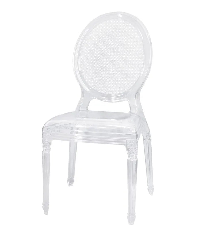 Silla Vienna de policarbonato transparente con diseño moderno.