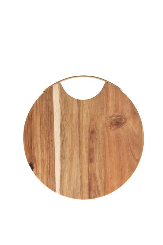 Tabla de cortar de madera de acacia con un mango metálico plateado, vista frontal.