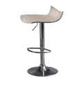 Taburete gris claro con base de acero inoxidable y asiento de ABS.